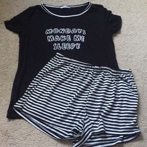 Hotouch Summer pajama set size Large cool comfy